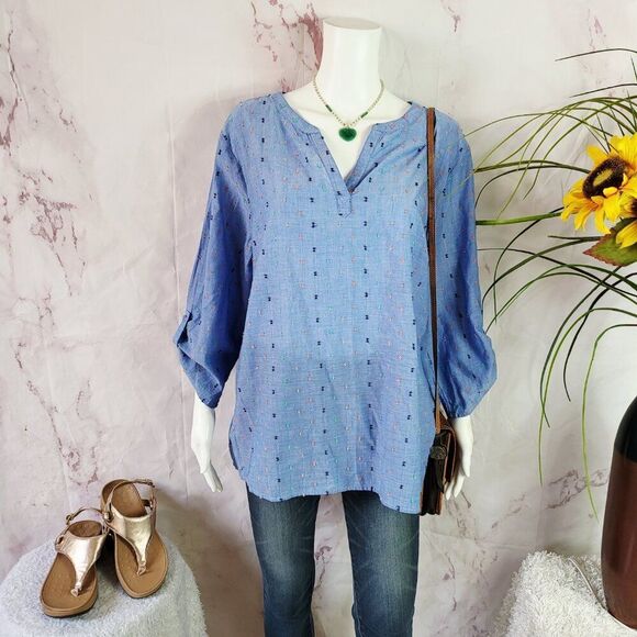 Chicos size 3 or XL embroidered top - Picture 4 of 9